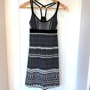 Athleta Coastline Dress, Patterned Black, Ivory/White. Women’s Size XS